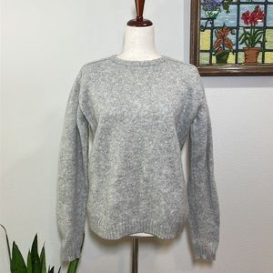Vintage Gray Crew Neck Sweater